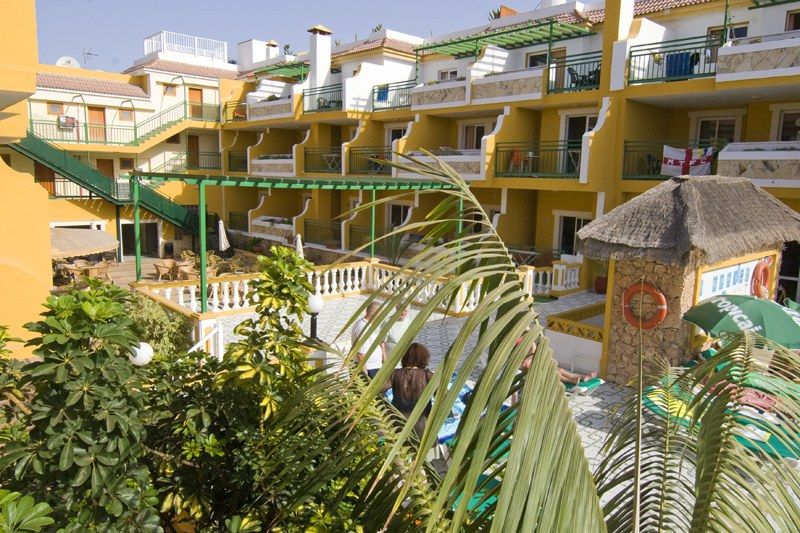 Caleta Garden Aparthotel Caleta De Fuste Bagian luar foto